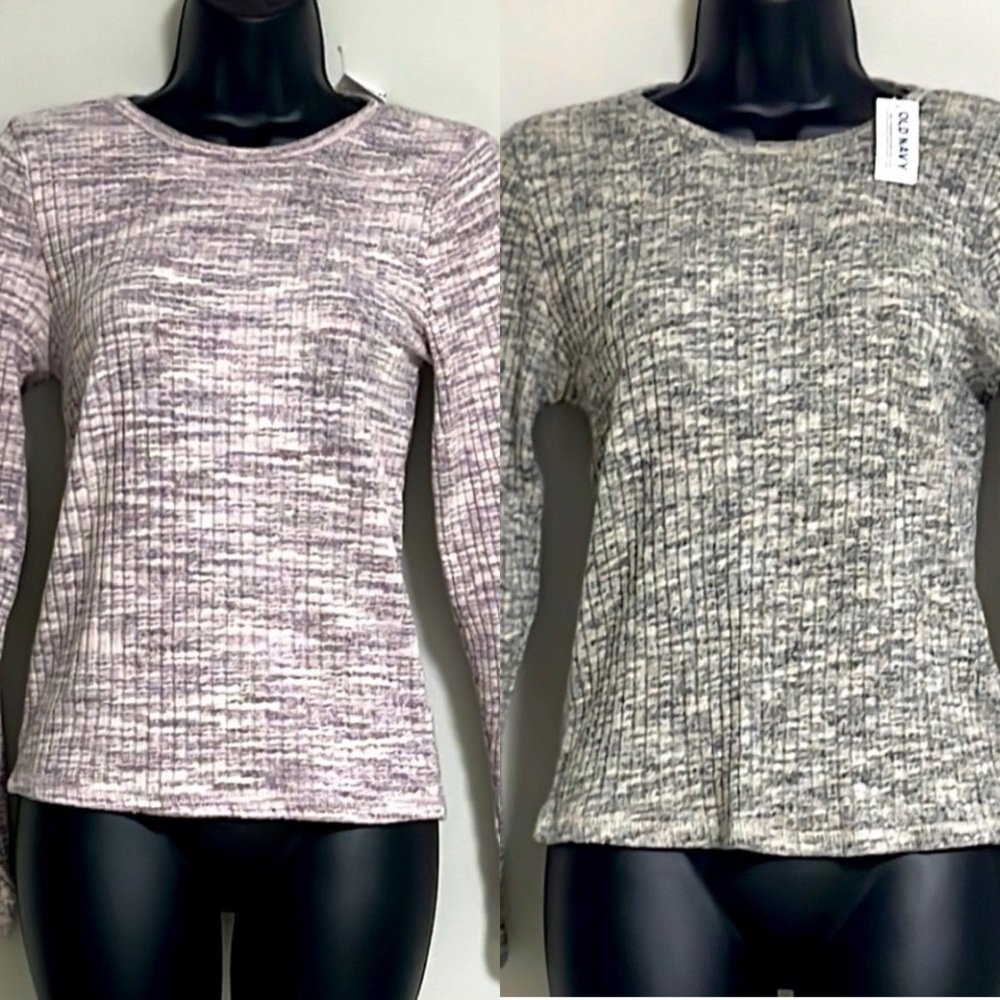 Bundle of 2 NWT Old Navy Ribbed T-shirt. Size Medium